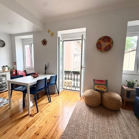 Cozy And Bright - Graca 아파트 *